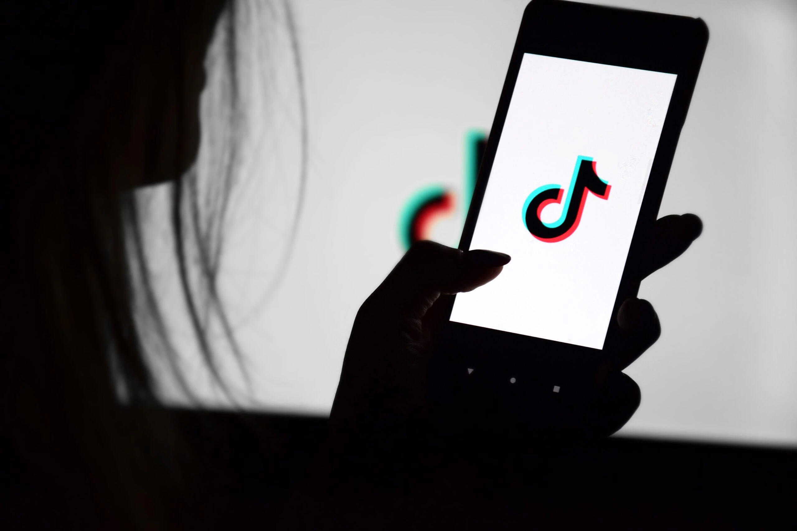 TikTok usará tu expresión facial para mostrar contenido: la IA que lee emociones ya está en prueba 3 TikTok lanza funcion para leer tus emociones y cambiar el contenido segun tu cara