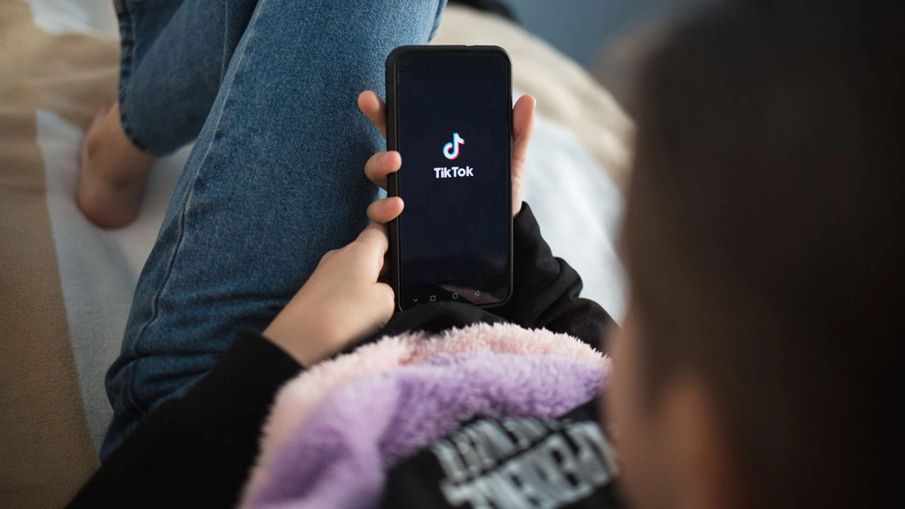 TikTok usará tu expresión facial para mostrar contenido: la IA que lee emociones ya está en prueba 5 tiktok aprendera a leer tus emociones y segun ello mostrarte contenido personalizado