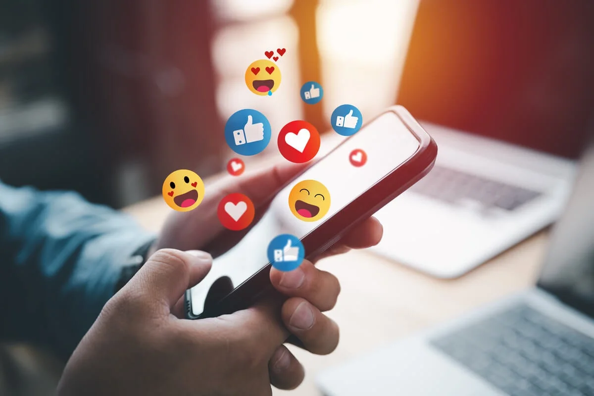 la-mina-de-oro-de-las-redes-sociales-la-publicidad